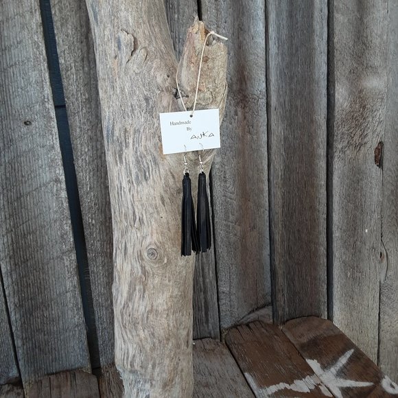 Handmade Leather Fringe Earrings - Picture 2 of 8